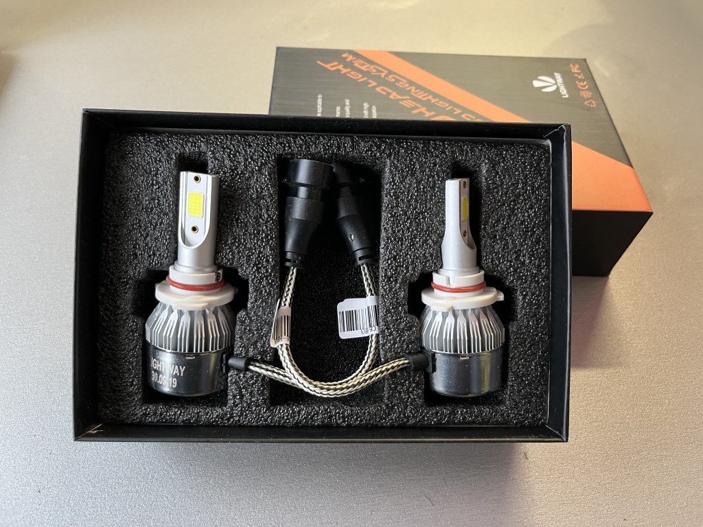 Светодиодные лампы C6 HB3 LightWay, 12-24V