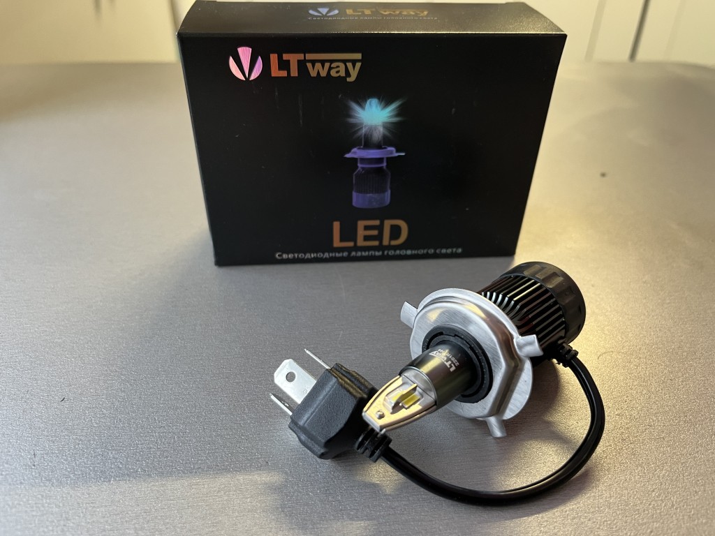 Светодиодные лампы V3 H4 Hi-Lo 8-32V, Canbus, LightWay 03902